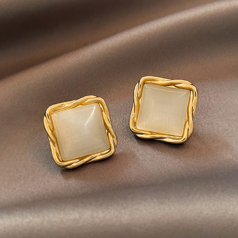 Bold Orbit Earrings