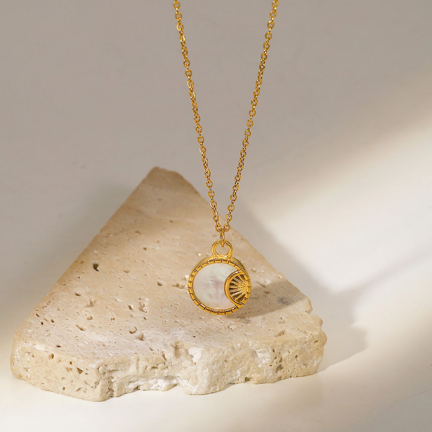 Sunbeam Pendant