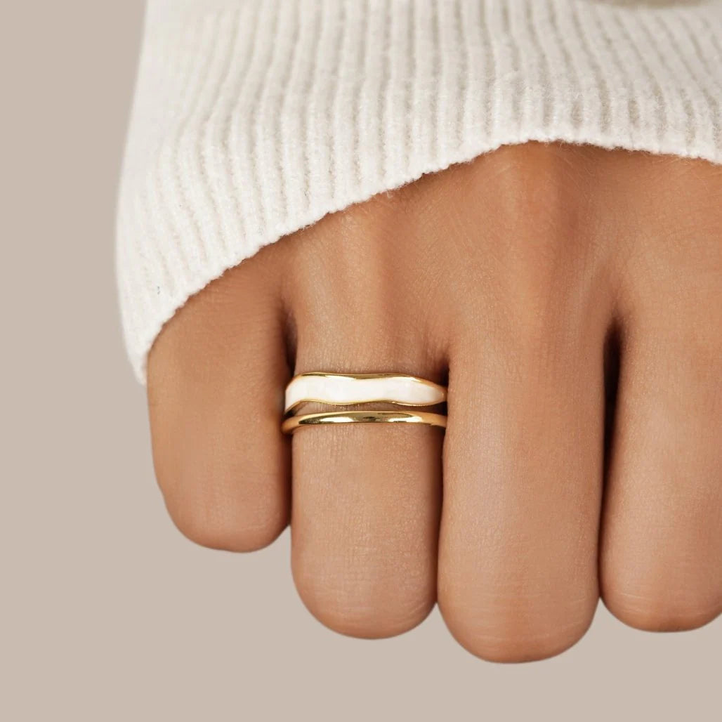White Stone Glazed Ring