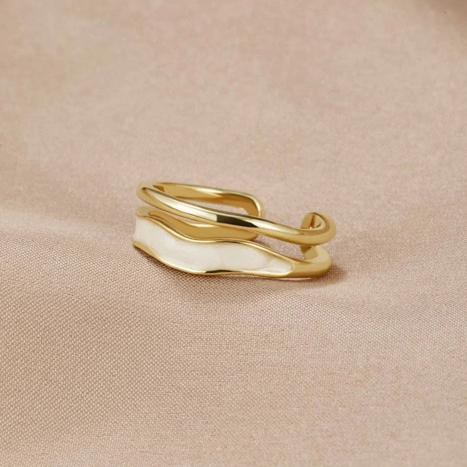White Stone Glazed Ring