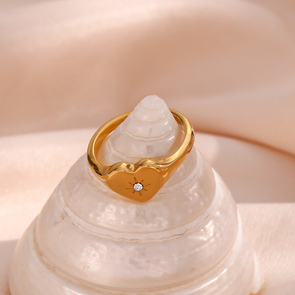 Fashionable And Personalized Popular Peach Heart North Star Ring
