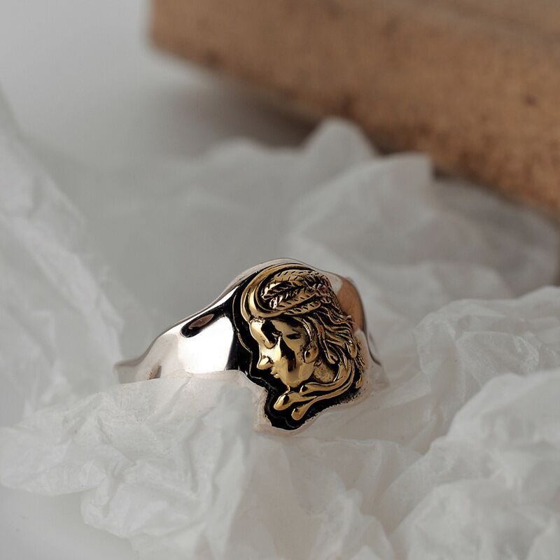 Fashion Graceful Personality New Vintage Ring