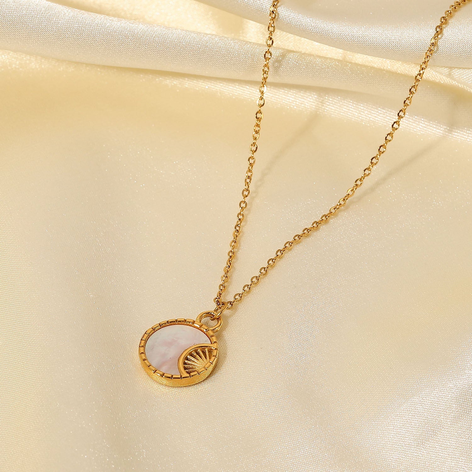 Sunbeam Pendant
