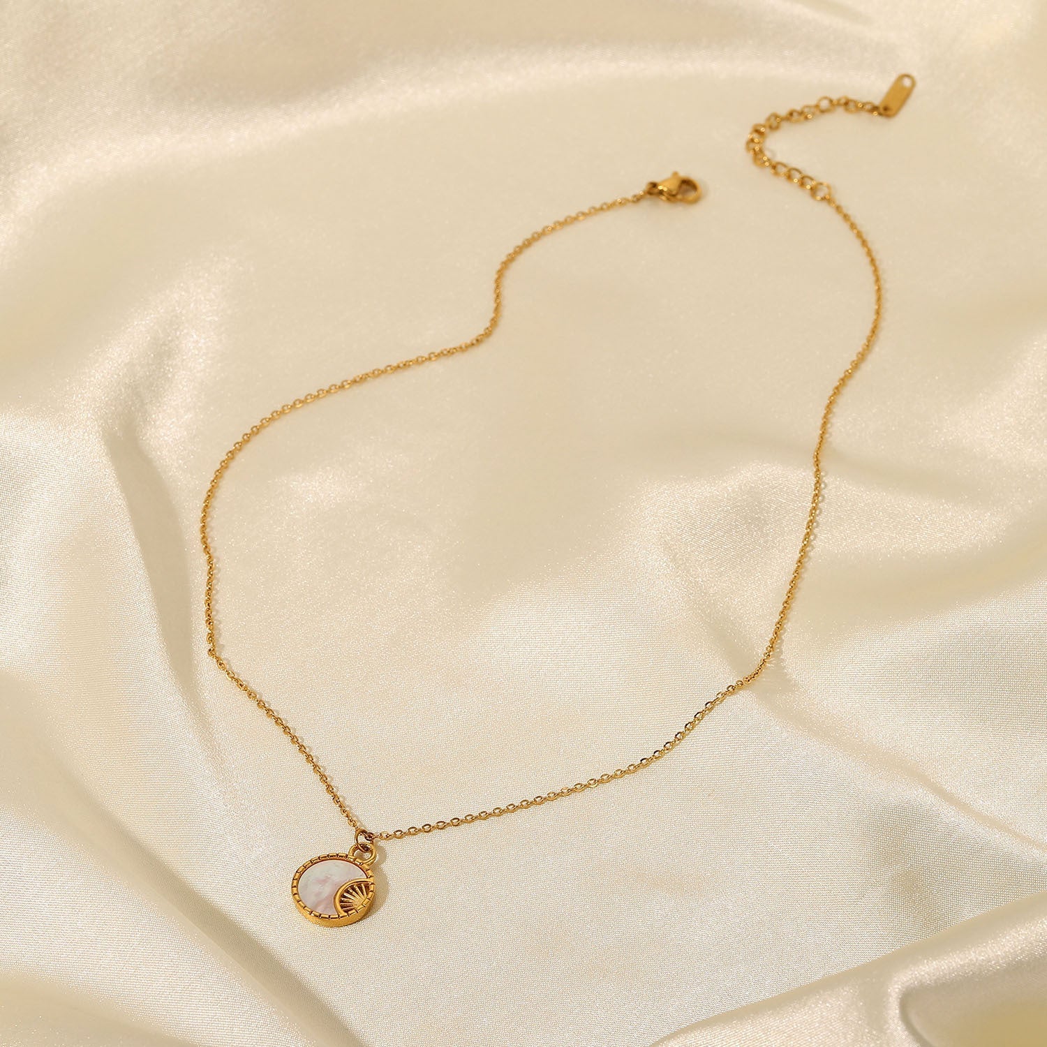 Sunbeam Pendant