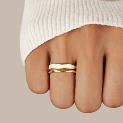 White Stone Glazed Ring