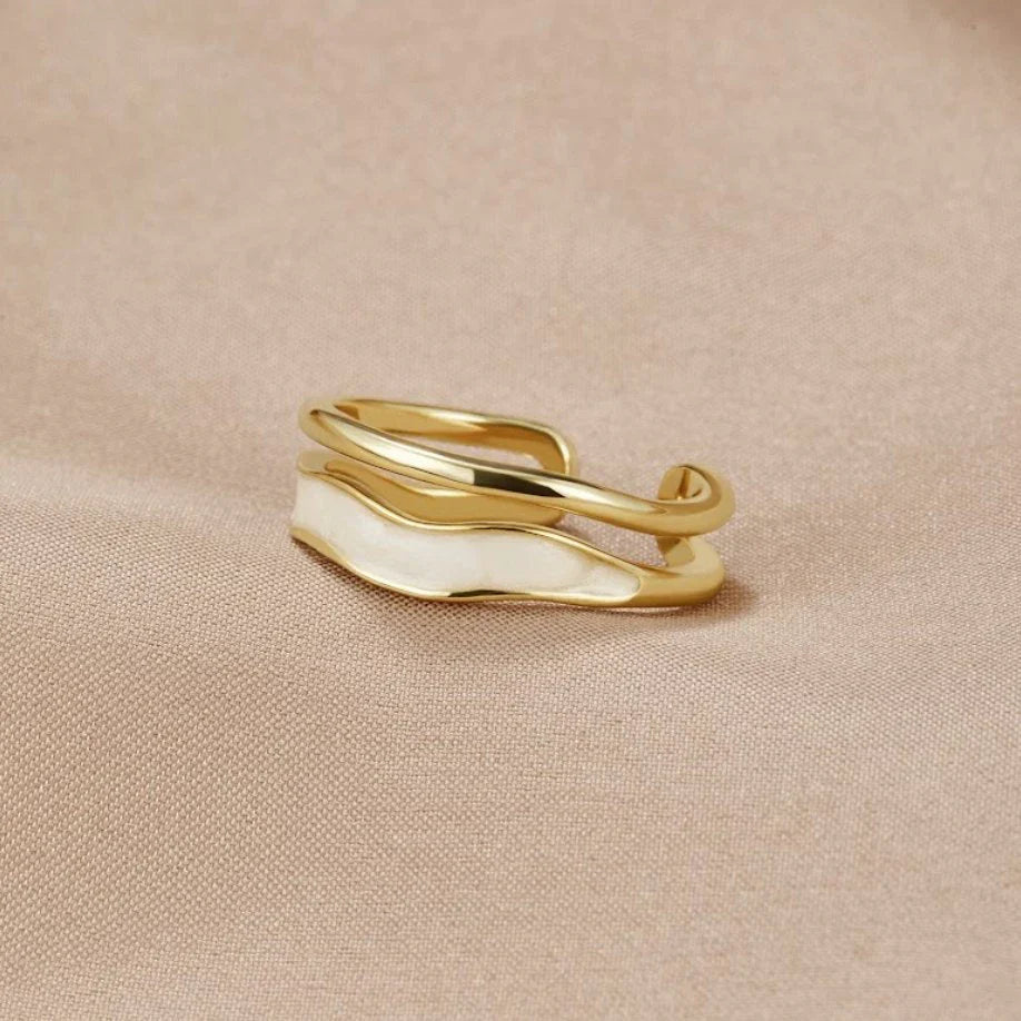 White Stone Glazed Ring